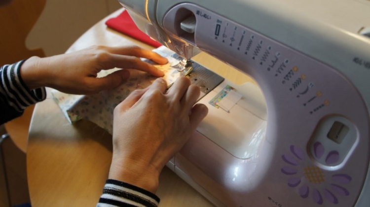 Как выбрать швейную машинку для дома: обзор лучших моделей 2022 года